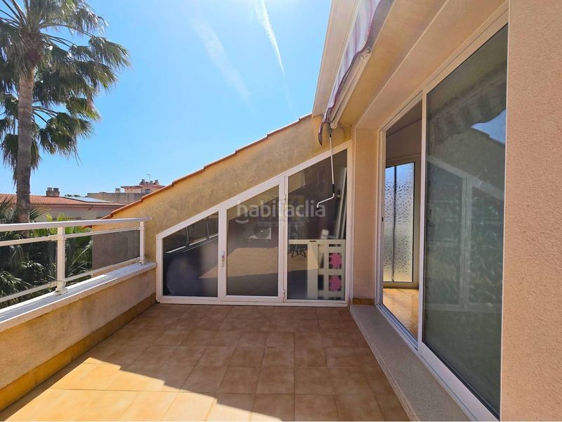 Foto eb56907f-aad6-4ee0-b28e-7223532bbd3a. Casa adossada amb calefacció aparcament piscina a Cubelles