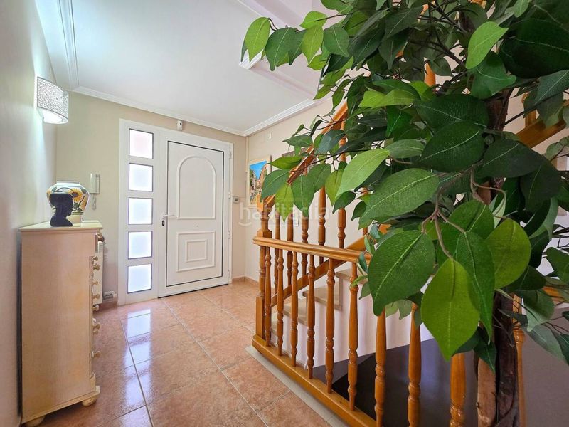 Foto eccab740-8ab7-4d70-b501-cc9be1ea4e69. Casa adossada amb calefacció aparcament piscina a Cubelles