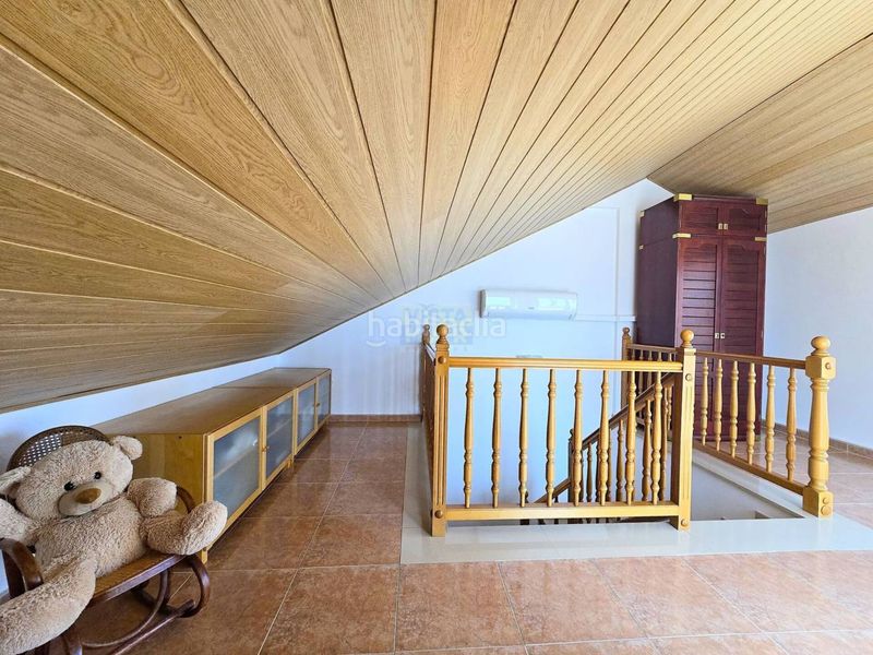 Foto edd63810-fad1-4b16-8ba4-240d97dab89b. Casa adossada amb calefacció aparcament piscina a Cubelles