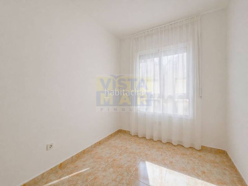 Foto 0054e1d2-456b-4cda-87a3-19c7c671c739. Pis amb aparcament piscina a Maritim Cubelles