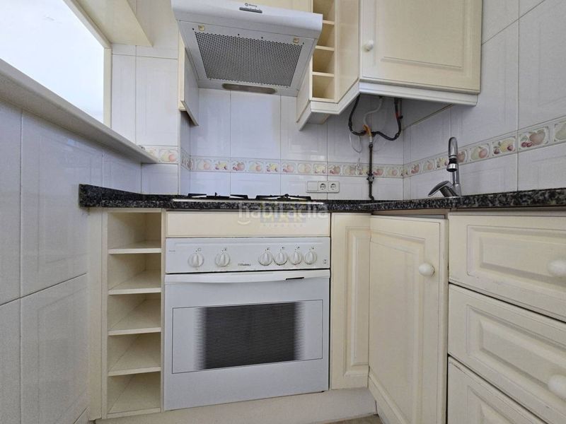 Foto 17a9e071-d5dd-4c38-9512-ecde6eda8057. Pis amb aparcament piscina a Maritim Cubelles