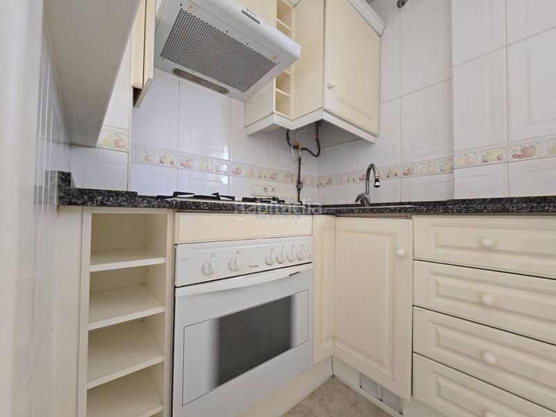 Foto 28bf2c43-a896-4f20-a323-aaca5af0ae1b. Pis amb aparcament piscina a Maritim Cubelles