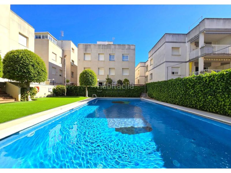 Foto 49c1a594-31c4-42a6-b256-78032155470f. Pis amb aparcament piscina a Maritim Cubelles