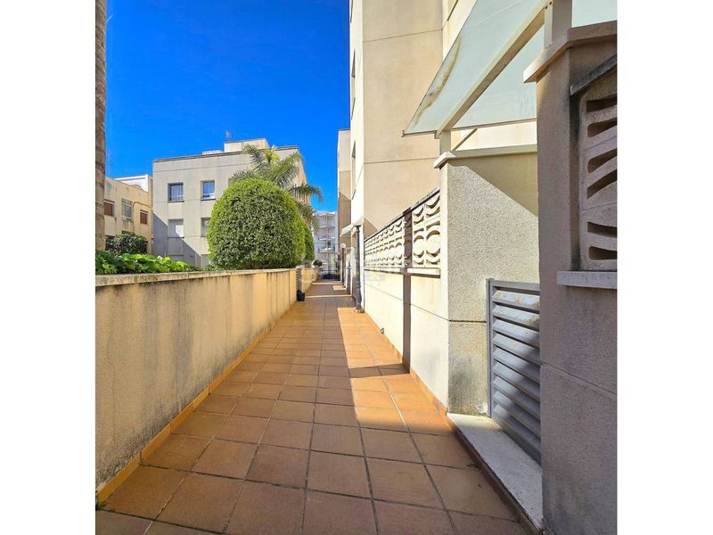 Foto 5ae3bcc2-75d2-4b40-af04-85df80de6561. Pis amb aparcament piscina a Maritim Cubelles