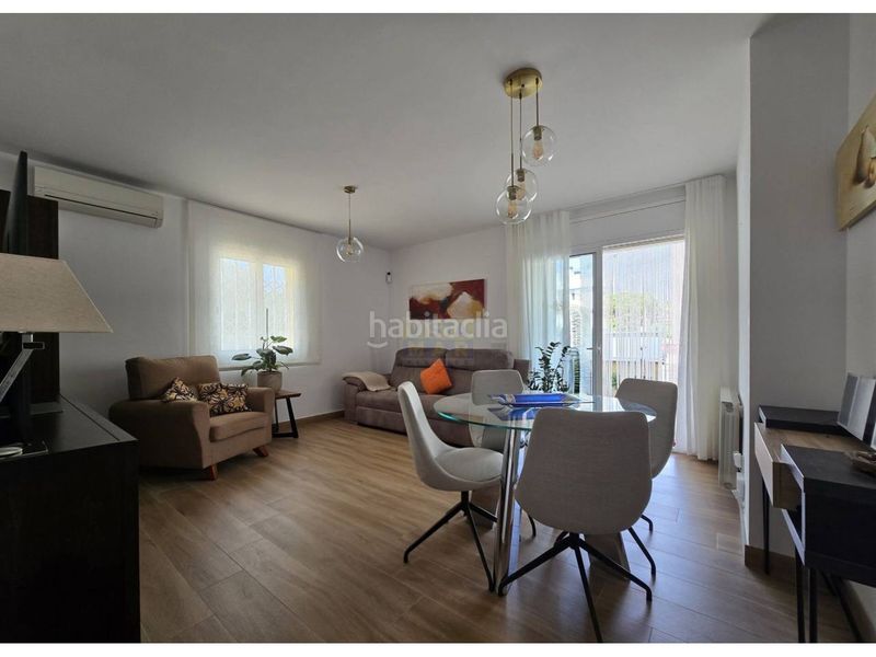 Foto 907675bf-e6f8-439d-9aee-343a25909de9. Pis amb calefacció aparcament a Maritim Cubelles