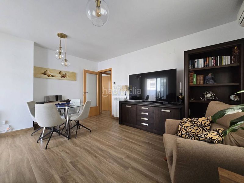 Foto feee48a3-9f4e-4415-8be9-643934da4ee4. Pis amb calefacció aparcament a Maritim Cubelles