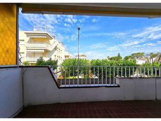 Etagenwohnung in Maritim. Piso 3 habitaciones, con ascensor, zona marítim de cubelles