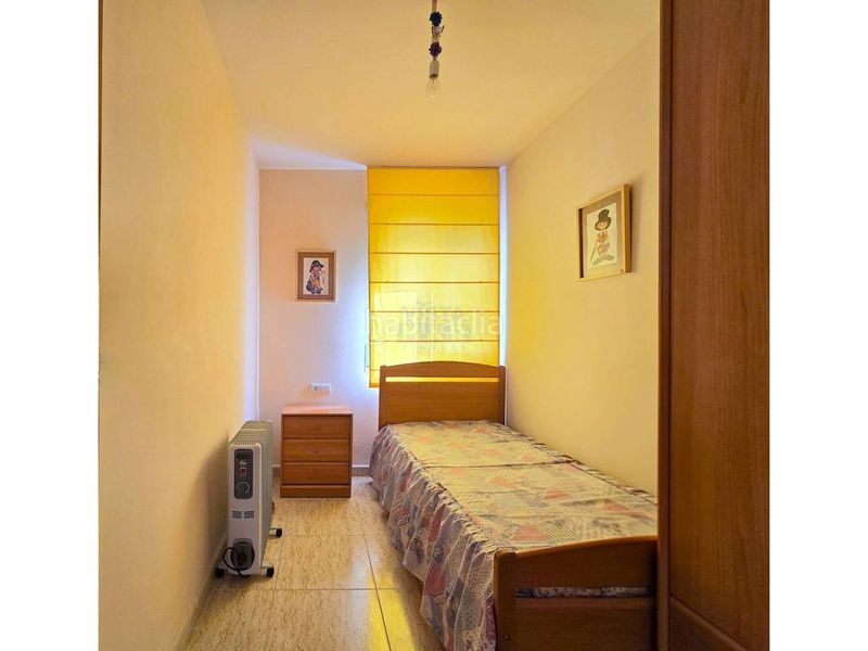 Foto aebd012d-e0dd-4bbf-b08e-186e4a146ea8. Pis amb aparcament piscina a Maritim Cubelles
