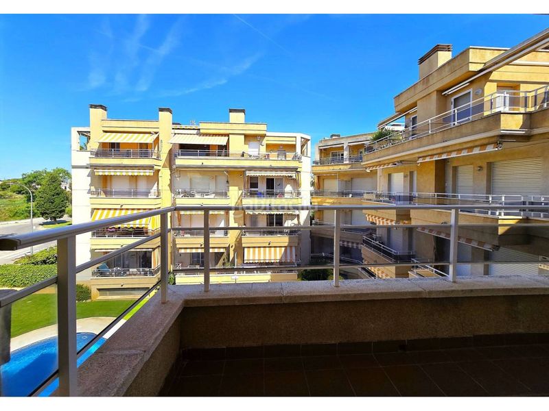 Foto ddfe7f98-56b7-4379-a9de-401c32d1c864. Pis amb aparcament piscina a Maritim Cubelles