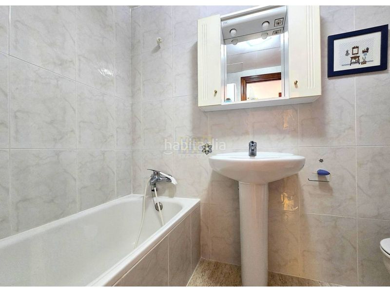Foto e3488538-4673-42e2-b05d-6f9daae8ffd7. Pis amb aparcament piscina a Maritim Cubelles