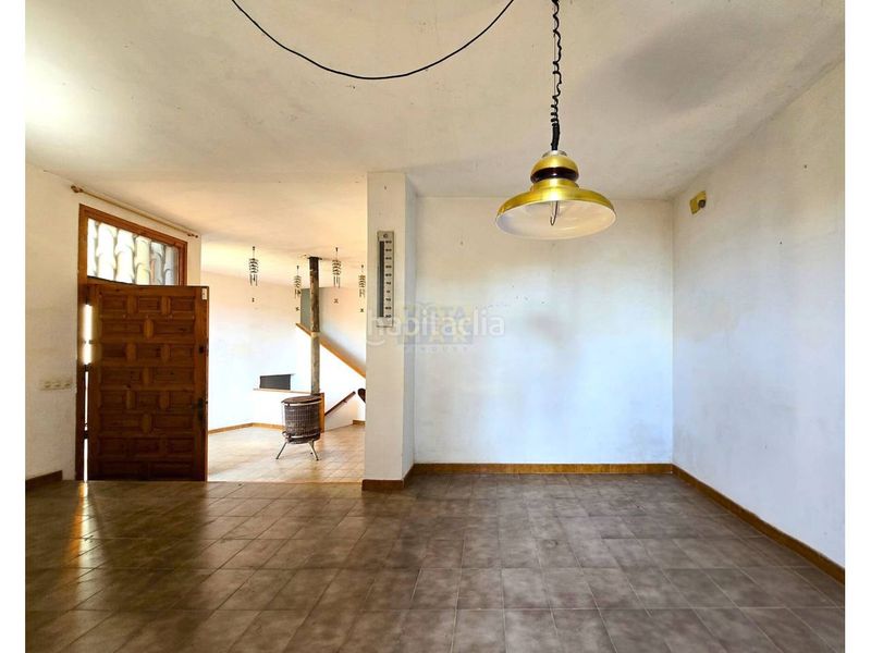 Foto 1f17c824-1ee4-4bc8-b67a-5dd2b8002a30. Casa amb aparcament a costa Cunit - els jardins - els rosers Cunit
