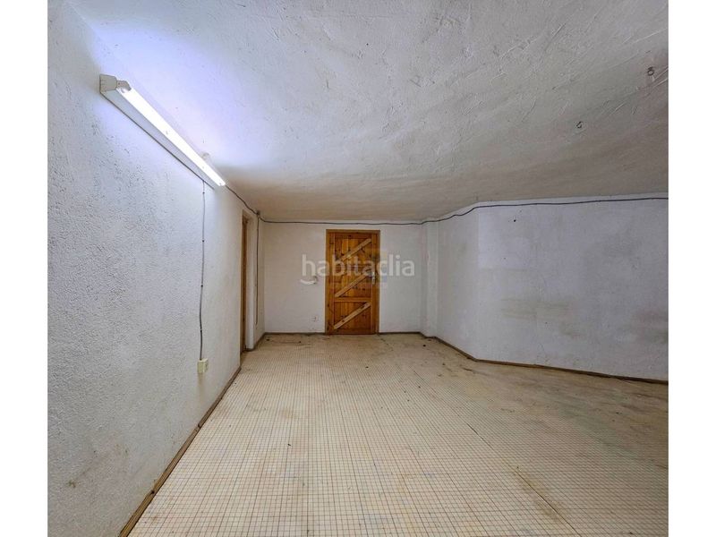 Foto 7a1a5a84-9ef0-4c5b-b20c-6dabfa10102c. Casa amb aparcament a costa Cunit - els jardins - els rosers Cunit
