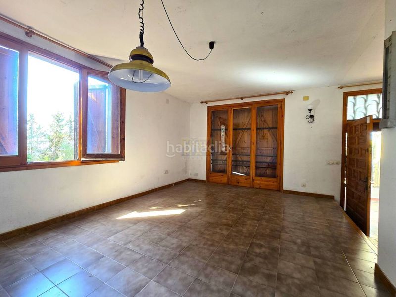 Foto b802e783-42de-47ff-857d-ae75ff4bf878. Casa amb aparcament a costa Cunit - els jardins - els rosers Cunit