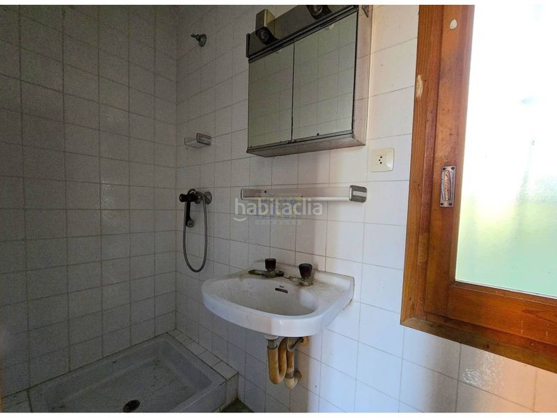 Foto c42c2dd0-ba37-4aa9-8457-f26b088a4e92. Casa amb aparcament a costa Cunit - els jardins - els rosers Cunit