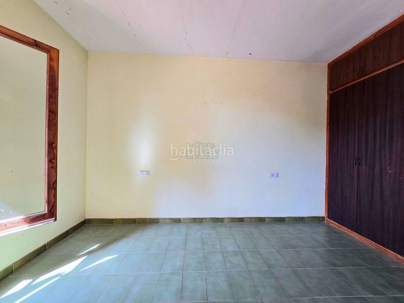 Foto e08acb33-ef0f-4b15-9fbd-8f8a3a3bbc73. Casa amb aparcament a costa Cunit - els jardins - els rosers Cunit