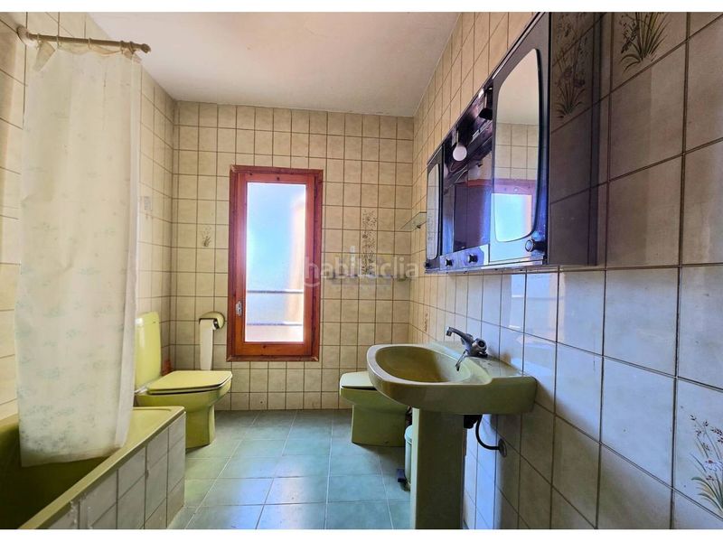 Foto f7aac5a3-fa62-4253-838f-6f224ff6953b. Casa amb aparcament a costa Cunit - els jardins - els rosers Cunit
