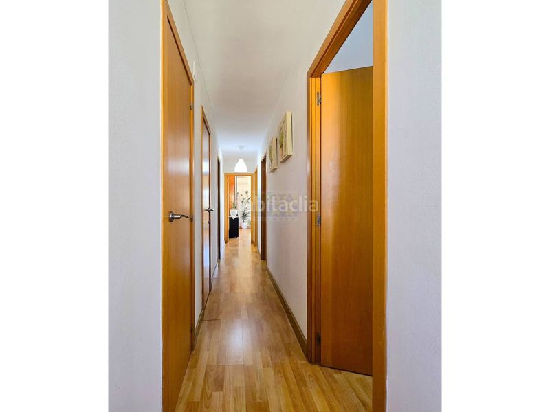 Foto 338eb8ba-493d-4573-b085-7fe79da4f7f1. Pis amb aparcament a Maritim Cubelles