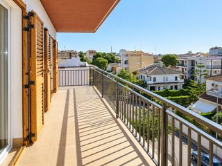 Etagenwohnung in Cunit Residencial. Piso en venta en cunit