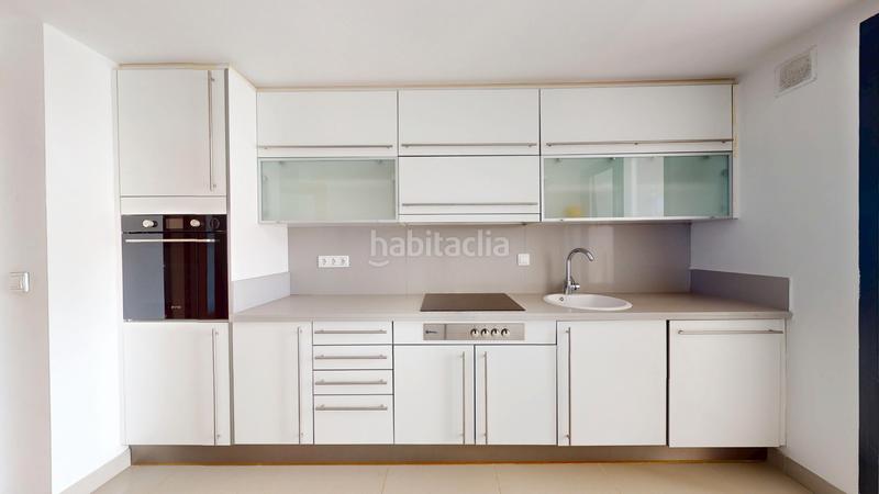 Foto 3329ff0d-a3ce-4935-8253-25ba7f7d2aa6. Piso  en venta en avenida goleta en Cabo de las Huertas Alicante