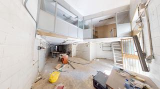 Business premise  Carrer poeta carmelo calvo. E vende local comercial en pleno centro de alicante. excelente u