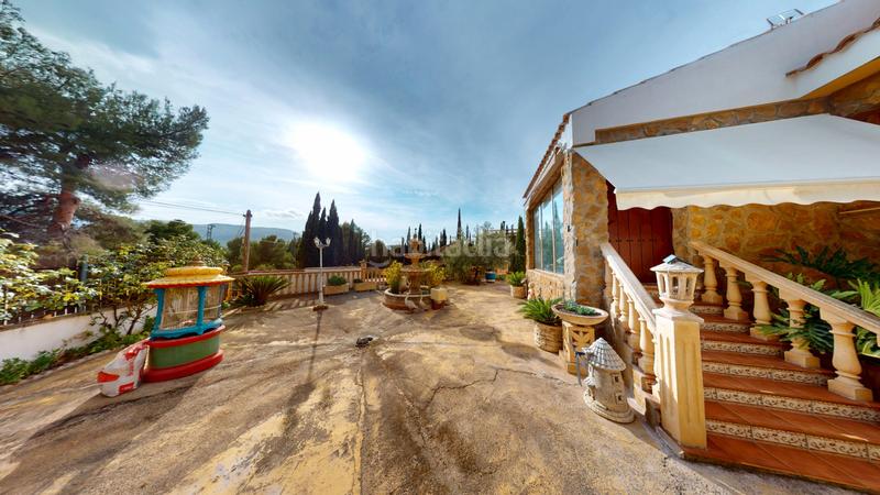 Foto 218e5f9c-2322-4159-a309-cb6f5a7ba743. Chalet ?? chalet reformado con vistas al maigmó, piscina y zona chill-out en finca terol () en Tibi