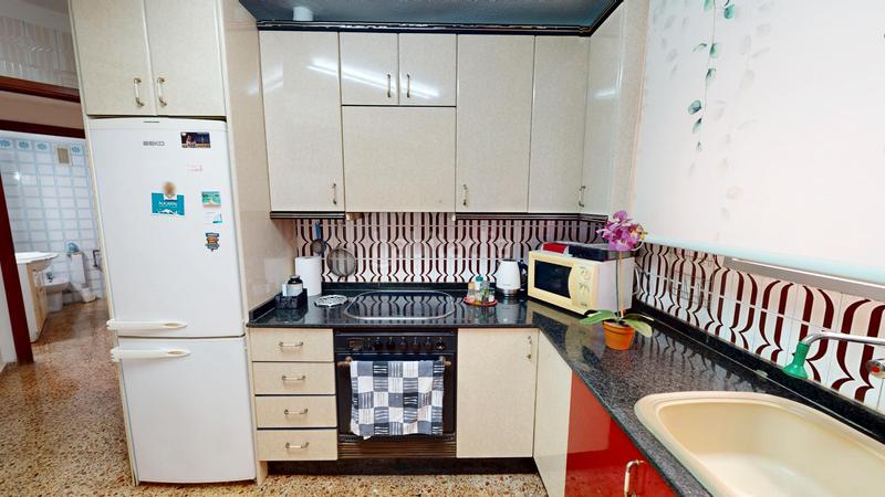 Foto d2274c23-86f7-4c11-b06f-68358bf90696. Piso  en venta en calle olof palme en Altozano - Conde Lumiares Alicante