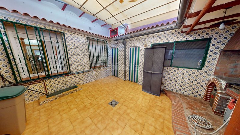 Foto 0927d3d1-e345-4305-a065-23b656383334. Pis a Los Ángeles Alicante