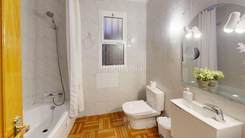 Foto c1fbdeab-c08f-4dd2-bc9d-216f8f7b28df. Pis a Los Ángeles Alicante
