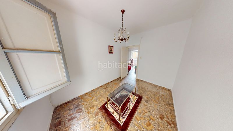 Foto ce3f854c-36d5-4b33-9c70-ff57489f9a60. Piso en Juan XXIII Alicante