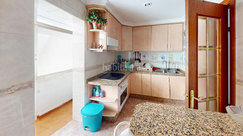 Foto 7211e749-b5bd-4fd8-8604-63d92f7ddb43. Pis a Virgen del Remedio - Parque Lo Morant Alicante