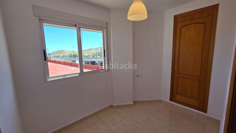 Foto 0ad6d995-ef39-42d9-9c0a-9f7549171910. Pis amb piscina a Villafranqueza Alicante