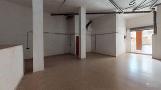 Local Comercial  Calle cronista joaquin collia. Local en venta en calle cronista joaquin collia