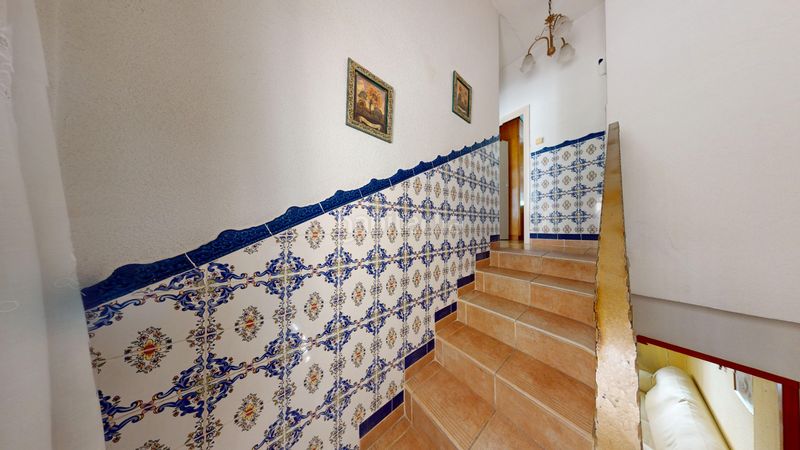 Foto c0a8277a-b94f-4a82-a00f-571757dea90d. Casa a Tómbola Alicante