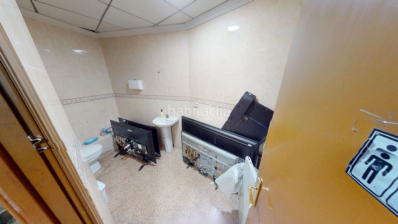 Foto 0cfcc5f7-3306-4d05-849e-5f4c2961df50. Local comercial a Campoamor Alicante