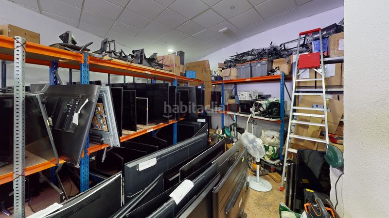 Foto 1c2b386f-d7af-40b2-a943-1239c5196faa. Local comercial a Campoamor Alicante