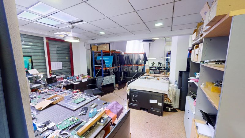 Foto 7297a4e9-949b-4adc-b2af-535a1490b060. Local comercial a Campoamor Alicante