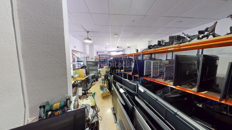 Foto f18271a3-bdf8-4caf-986b-8d6cbd31bdc5. Local comercial a Campoamor Alicante