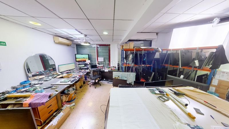 Foto f29908ca-f0db-4599-8c82-a04602eb1508. Local comercial a Campoamor Alicante