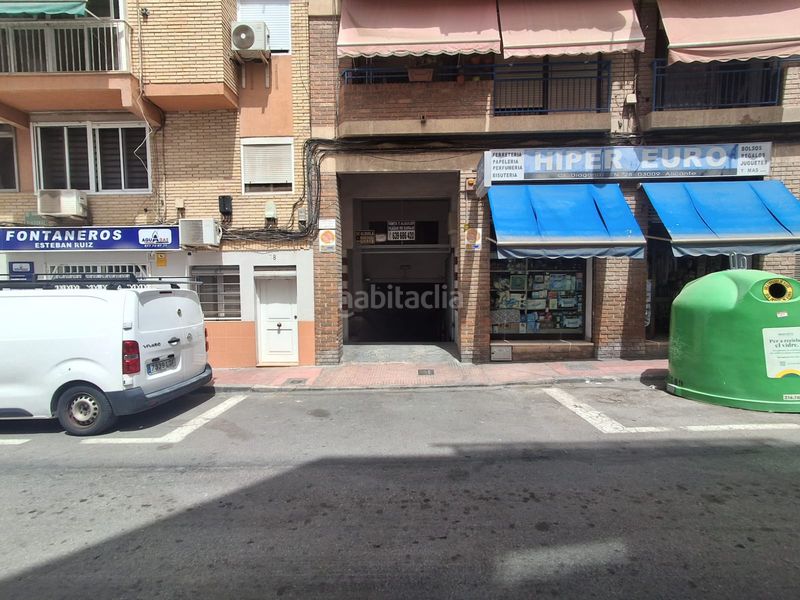 Foto bb7313f0-eb30-423f-b582-9908d8f0b4f2. Aparcament cotxe a Los Ángeles Alicante