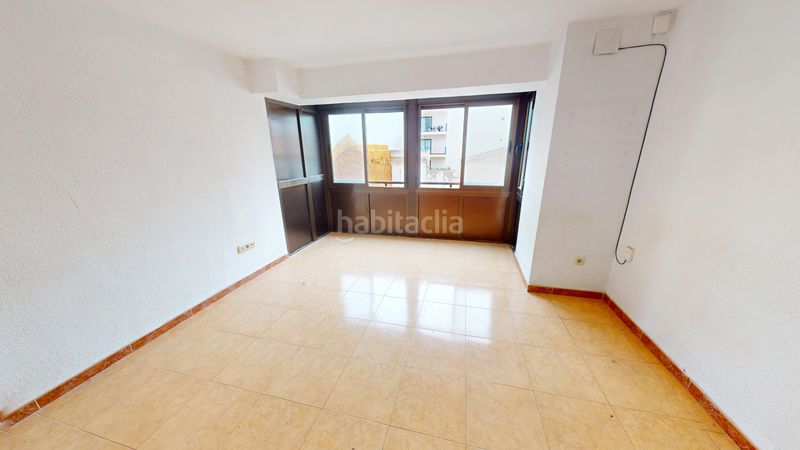 Foto 7cbb71a4-6a18-4666-bf96-2f3e92704a57. Pis a Mercado Alicante