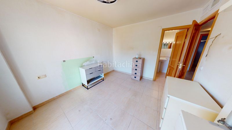 Foto f1906840-ce15-4d22-96ae-a6abf2b34d94. Pis amb aparcament a San Agustín Alicante