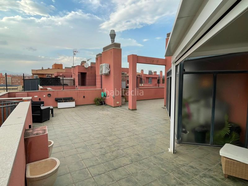 Foto 758943d0-ded2-472b-b675-de0a7ca91438. Àtic amb calefacció aparcament piscina a Altozano - Conde Lumiares Alicante