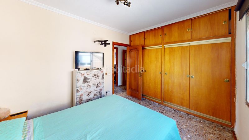 Foto 12e40cdf-d334-4168-8666-bed127e35199. Pis amb aparcament a Nou Alacant Alicante