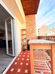 Rent Flat  Calle italia. Bonito piso reformado en la zona ensanchediputación.