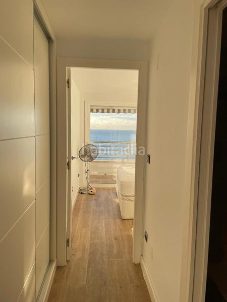 Foto 4e55576e-d172-4d9e-93d1-3bd6d0814fbe. Alquiler piso fantástico piso reformado en primera línea de playa de la Albufereta. en Alicante