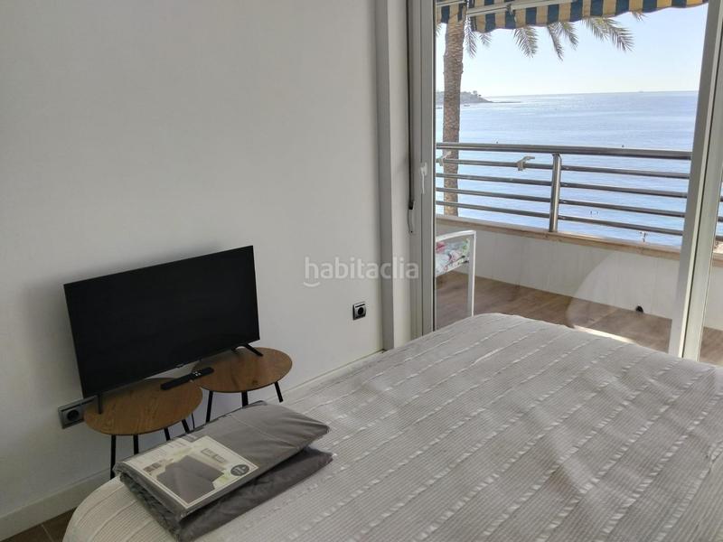 Foto fb906fcf-74ae-4d36-a195-cbffef09008e. Alquiler piso fantástico piso reformado en primera línea de playa de la Albufereta. en Alicante