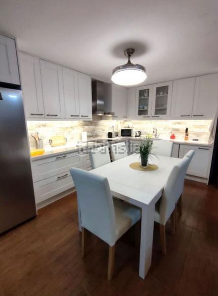 Foto fc3d135b-c480-4ed7-acc1-3a6f8cd44b9c. Chalet adosado en venta en la almajada, alicante. en Mutxamel
