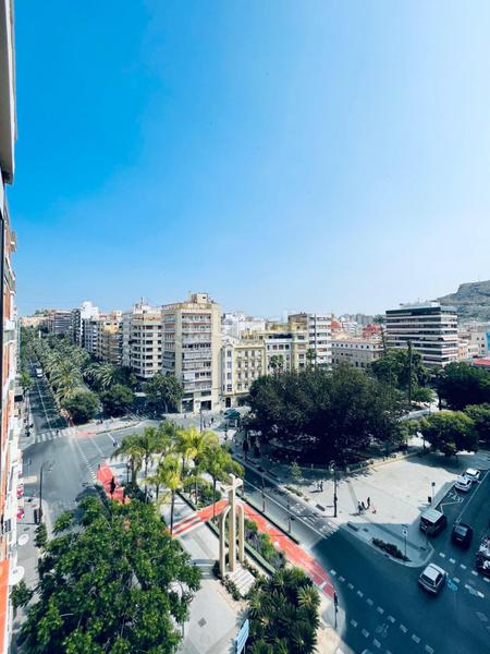 Foto 37ce3631-2ace-44a1-80e1-fb1cd16364e5. Piso fantástica vivienda en la avenida doctor gadea, en la exclusiva zona de ensanchediputación. en Alicante