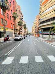 Appartamento  Avenida de salamanca. Oportunidad! vivienda a un paso de la estación de renfe.