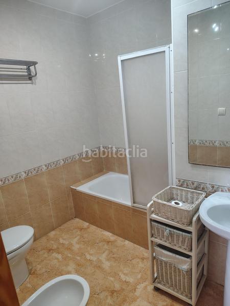 Foto cc7afb7b-0e11-4ee2-b9dc-dc9056df1c7e. Alquiler casa adosada adosado de dos plantas en la urbanizacion altomar, gran alacant. en Santa Pola
